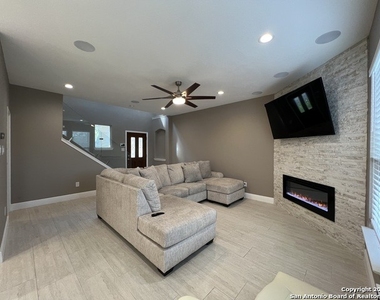 1423 Crown Brook - Photo Thumbnail 7