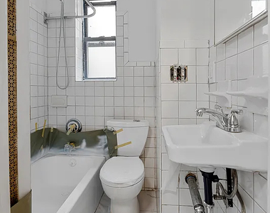 424 East 116th Street - Photo Thumbnail 8