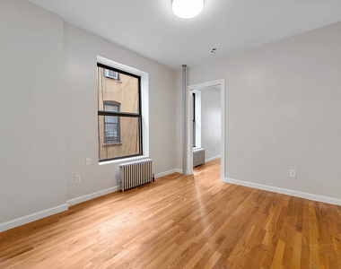 424 East 116th Street - Photo Thumbnail 1