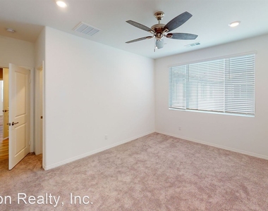 15254 Horizon St #5, - Photo Thumbnail 12