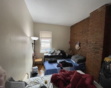 892 Huntington Ave Apt 4 - Photo Thumbnail 5