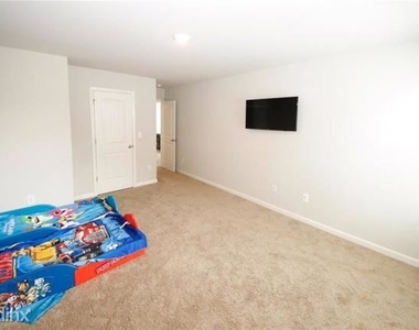 2327r Burnett Lane - Photo Thumbnail 65