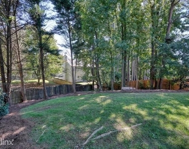 3418r Chastain Glen Lane - Photo Thumbnail 21