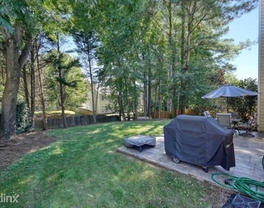 3418r Chastain Glen Lane - Photo Thumbnail 11