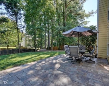 3418r Chastain Glen Lane - Photo Thumbnail 16