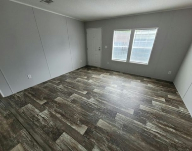 1768 Sunburst Dr - Photo Thumbnail 2