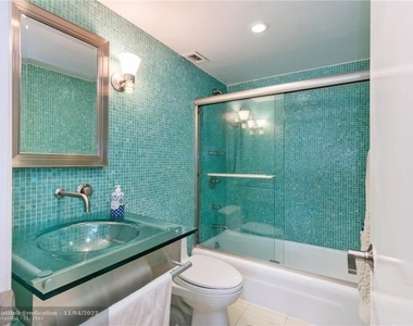 177 Ocean Lane Dr - Photo Thumbnail 23