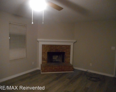 4325 Woodvalley Pl - Photo Thumbnail 17