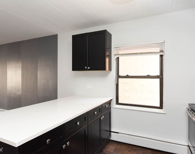 6007 N. Kenmore, Unit 201 - Photo Thumbnail 4