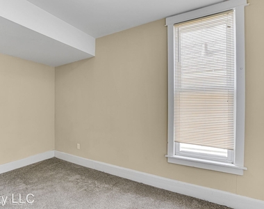 2238 N Kimball Ave - Photo Thumbnail 11