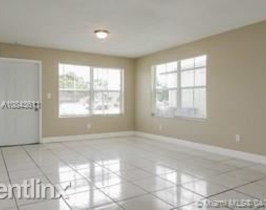 4331 Sw 20th St - Photo Thumbnail 10