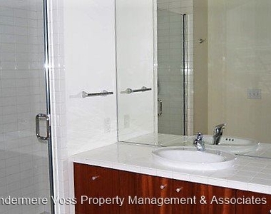 1926 W Burnside Street, Unit 1102 - Photo Thumbnail 4