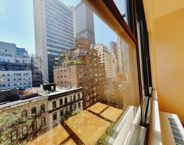 333 East 49th Street - Photo Thumbnail 2