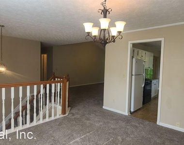 2821 Sweet Oaks Ct. - Photo Thumbnail 11