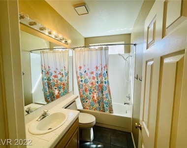 2277 Pine Forest Court - Photo Thumbnail 22