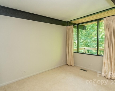 3409 Knob Hill Court - Photo Thumbnail 39