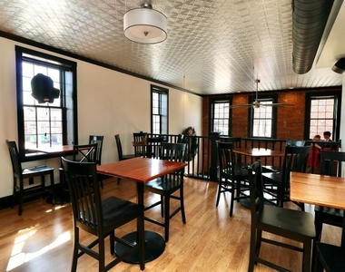 1108 Locust - Photo Thumbnail 10