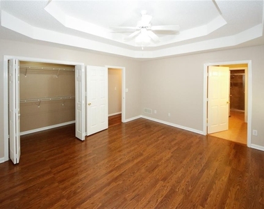 309 Pamela Place - Photo Thumbnail 39