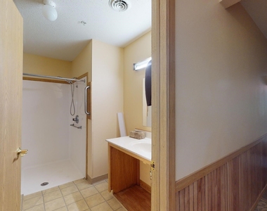 1204 Weston Avenue - Photo Thumbnail 32