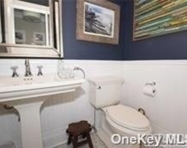 1051 Oceanfront - Photo Thumbnail 11