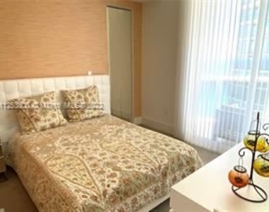 15811 Collins Ave Apt 2402 - Photo Thumbnail 6