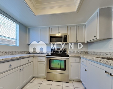 1601 W Sunnyside Dr Unit 125 - Photo Thumbnail 9