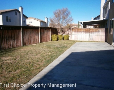 26161 Bogoso Lane - Photo Thumbnail 12