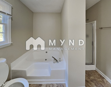 174 Powder Creek Way - Photo Thumbnail 12