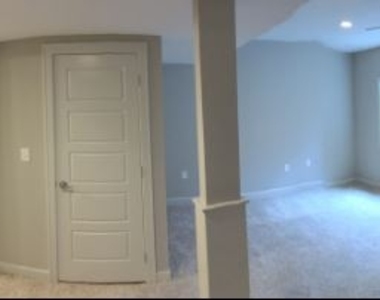 15828 Valley View Dr - Photo Thumbnail 6