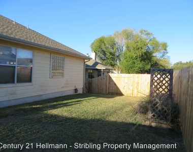 407 Rosedale Boulevard - Photo Thumbnail 1