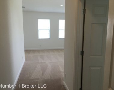 14493 Breakwater Way - Photo Thumbnail 9