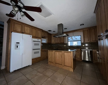 1108 Marcus Court - Photo Thumbnail 17