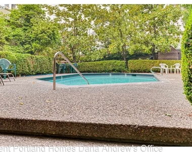 7315 Sw Beaverton Hillsdale Highway #103 - Photo Thumbnail 57