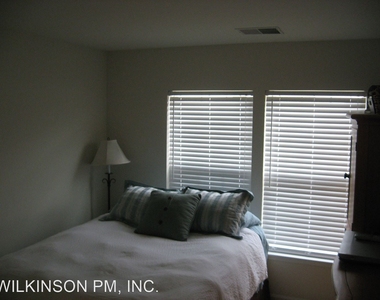 8570 Wyngate Manor Court - Photo Thumbnail 10