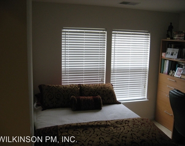 8570 Wyngate Manor Court - Photo Thumbnail 5