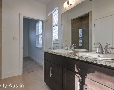 5305 Martin Avenue - Photo Thumbnail 13