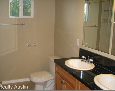 4802 Clarkson Avenue - Photo Thumbnail 10