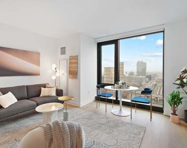 18 Sixth Avenue, Unit 3904 - Photo Thumbnail 1