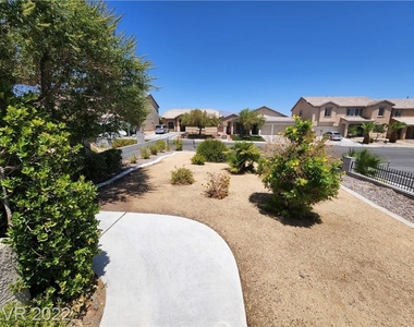 2689 West San Miguel Avenue - Photo Thumbnail 8