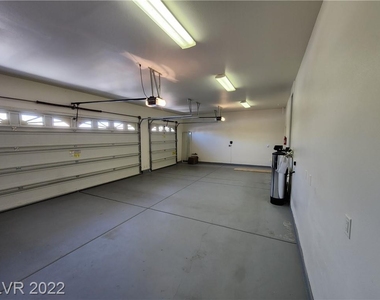 2689 West San Miguel Avenue - Photo Thumbnail 14