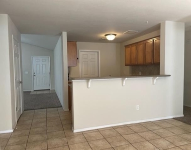 9556 Sw 24th Terrace - Photo Thumbnail 10