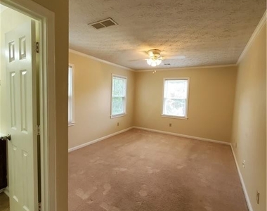 1390 Kennesaw Trace Court Nw - Photo Thumbnail 13
