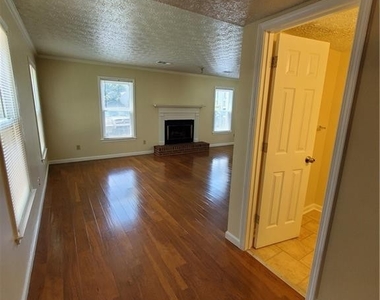 1390 Kennesaw Trace Court Nw - Photo Thumbnail 1