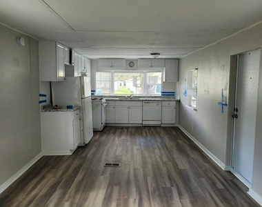 11211 East Bay Rd. Unit 37 - Photo Thumbnail 4