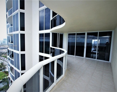 17555 Collins Ave Apt 2502 - Photo Thumbnail 8