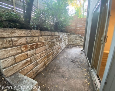 1202 Newning Ave #100 - Photo Thumbnail 14