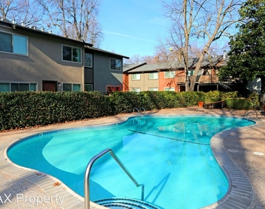 2707 La Verta Court - Photo Thumbnail 6