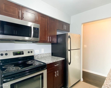 6001 N. Kenmore, Unit 311 - Photo Thumbnail 2