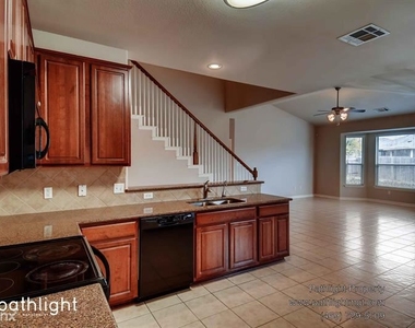 13416 Indian Oak Bend - Photo Thumbnail 18