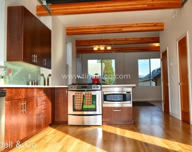 4936 N Haight Ave - Photo Thumbnail 7